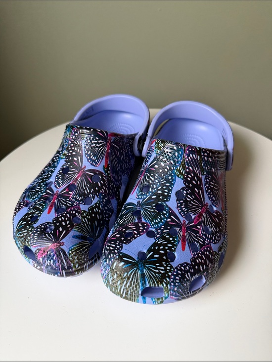 CROCS Shoes - CROCS Lavender Butterfly Print Clogs